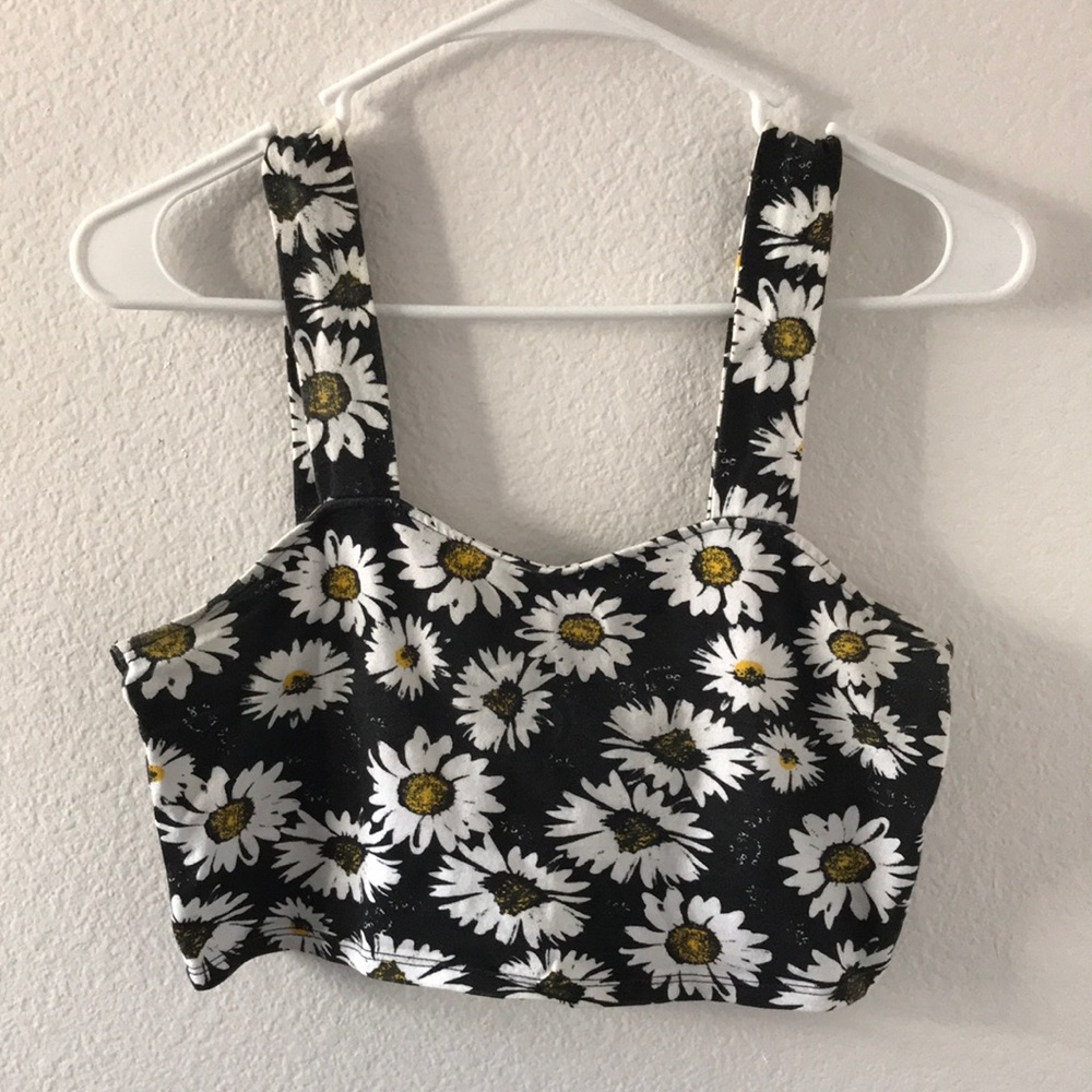 Daisy 🌼 crop top